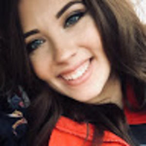 Meet your Posher, Desiree